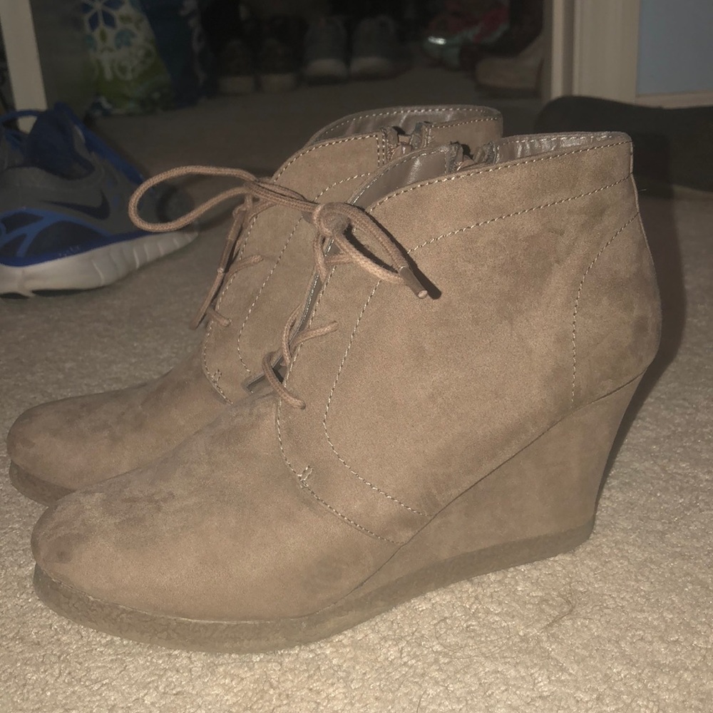 Tan bootie pump shoes!!!